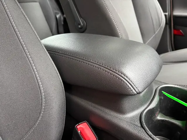 Ford Focus Wagon 1.0 EcoBoost Edition Plus 2013 Benzine 17