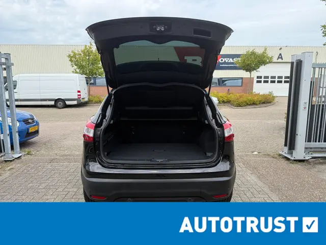Nissan QASHQAI 1.2 Business Edition 2016 Benzine 6