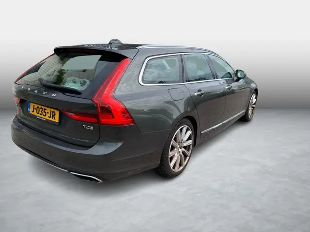 Volvo V90 2.0 T4 Business Luxury+ 2020 Benzine 3