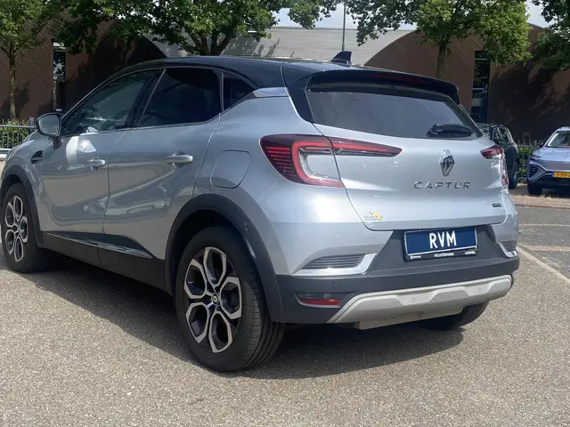 Renault Captur Techno 2023 Hybride Benzine 5