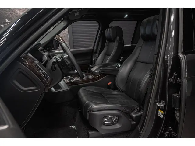 Land Rover Range Rover 4.4 SDV8 Autobiography 2013 Diesel 3