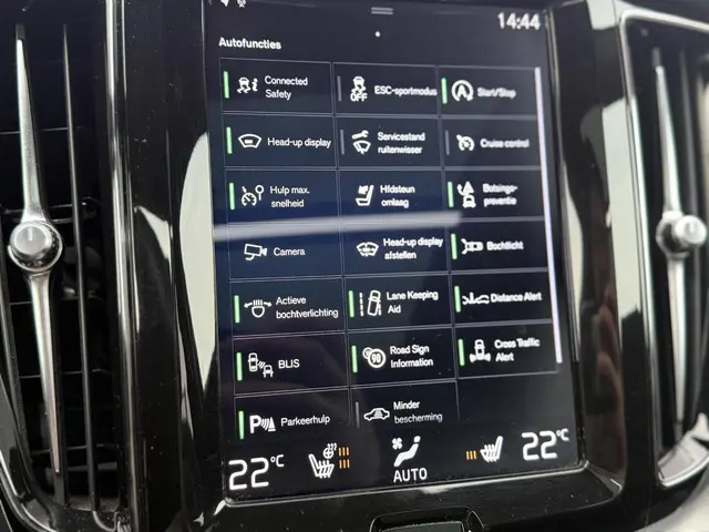 Volvo XC60 2.0 T6 AWD R-Design 2018 Benzine 40