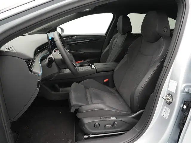 Volkswagen ID.7 Pro Business 77 kWh 2025 Elektrisch 16