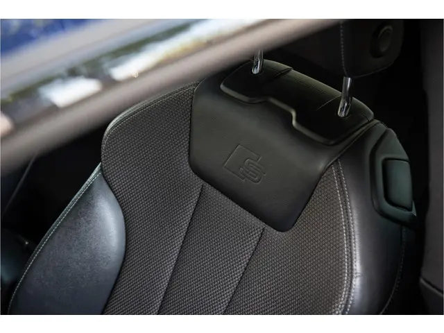 Audi A5 Coupé 1.4 TFSI Sport S Line Edition 2018 Benzine 23