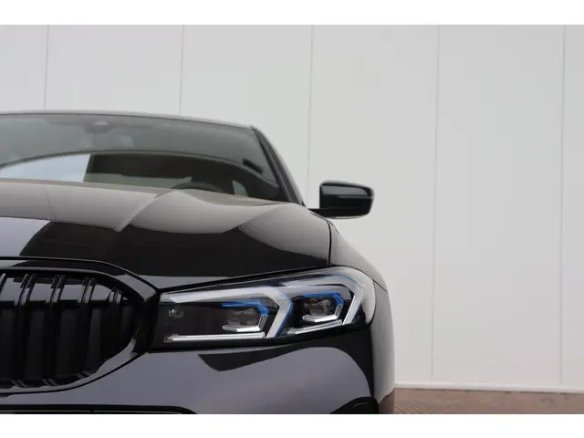 BMW 3 Serie 320e 2025 Hybride Benzine 3