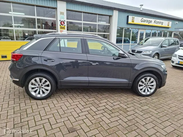 Volkswagen T-Roc 2