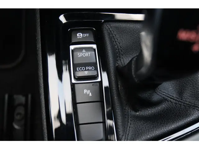 BMW X2 sDRIVE18i HIGH EXECUTIVE 2018 Benzine 26