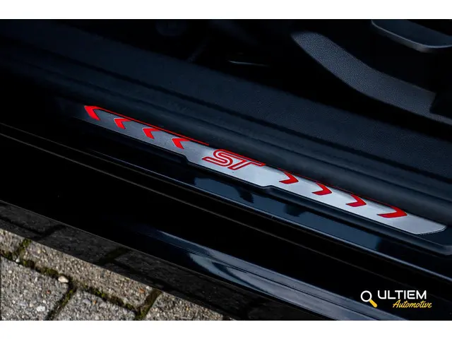 Ford Fiesta 1.6 ST2 2016 Benzine 17