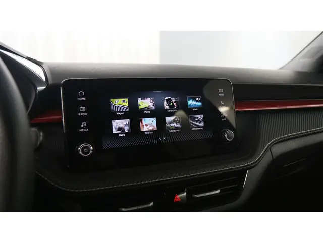 Škoda Fabia 1.0 TSI 95pk Monte Carlo 2024 Benzine 23