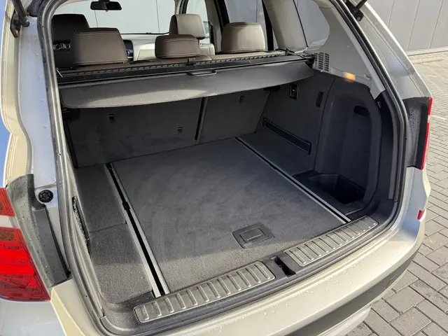 BMW X3 xDrive20i High Executive 2012 Benzine 25