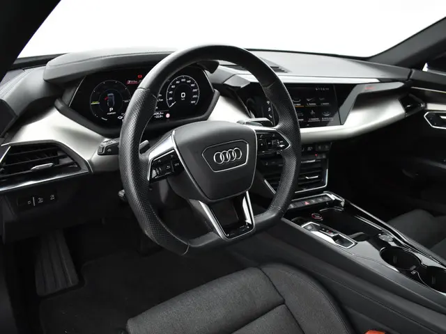 Audi e-tron GT 476pk Competition 93 kWh 2022 Elektrisch 25