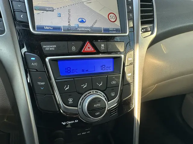 Hyundai i30 1.6 GDI i-Vision 2013 Benzine 11