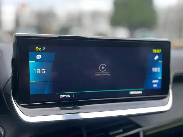 Peugeot e-2008 EV GT 50 kWh 2020 Elektrisch 14