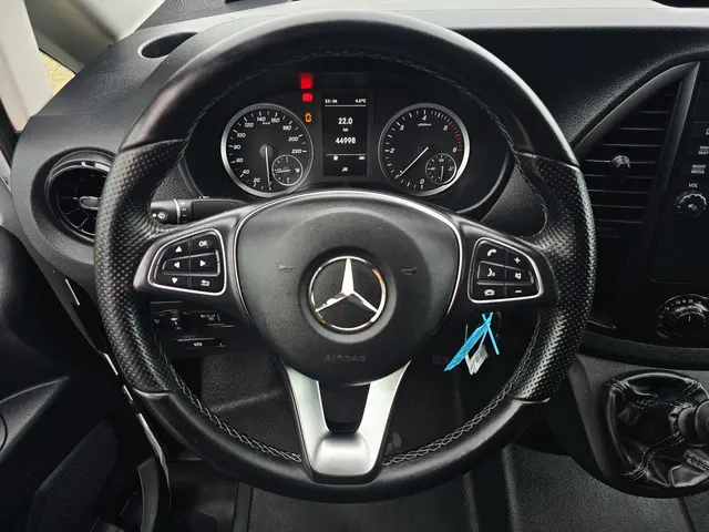 Mercedes-Benz Vito 116 CDI L3 H1 2023 Diesel 23
