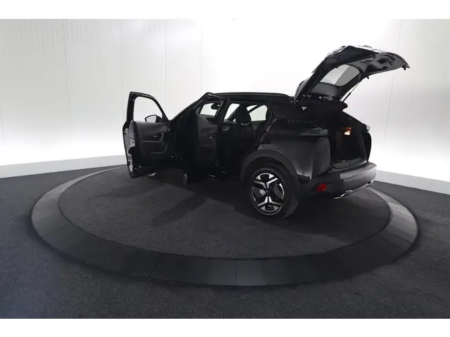 Peugeot 2008 PureTech 130 EAT8 GT 2024 Benzine 84