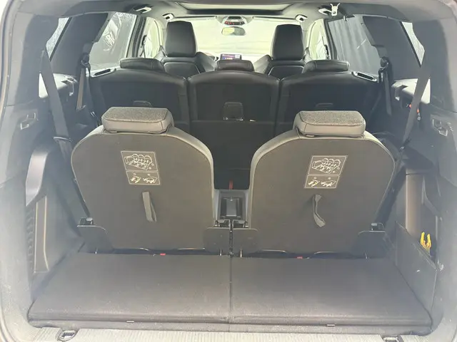 Peugeot 5008 1.6 e-THP GT-Line - 7 personen 2018 Benzine 41