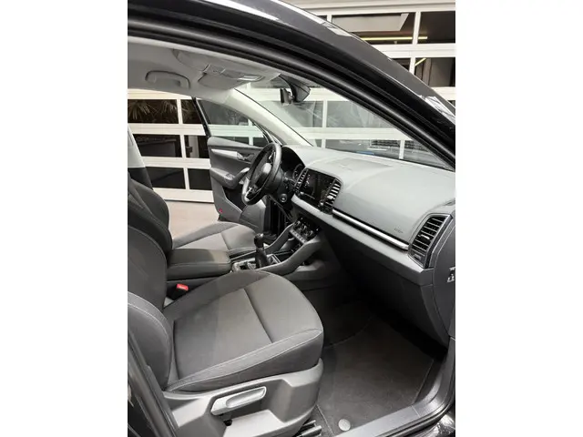 Škoda Karoq 1.0 TSI Business Edition 2023 Benzine 11