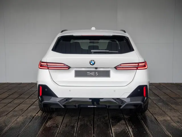 BMW 5 Serie Touring 520i 2026 Benzine 5