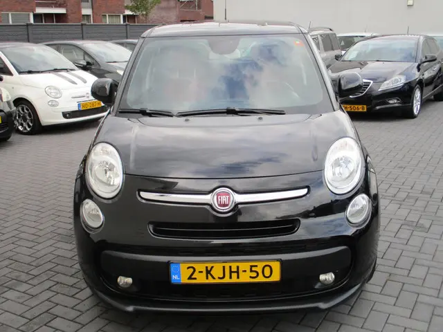 Fiat 500L 0.9 TwinAir Easy Airco Clima ! 2013 Benzine 4