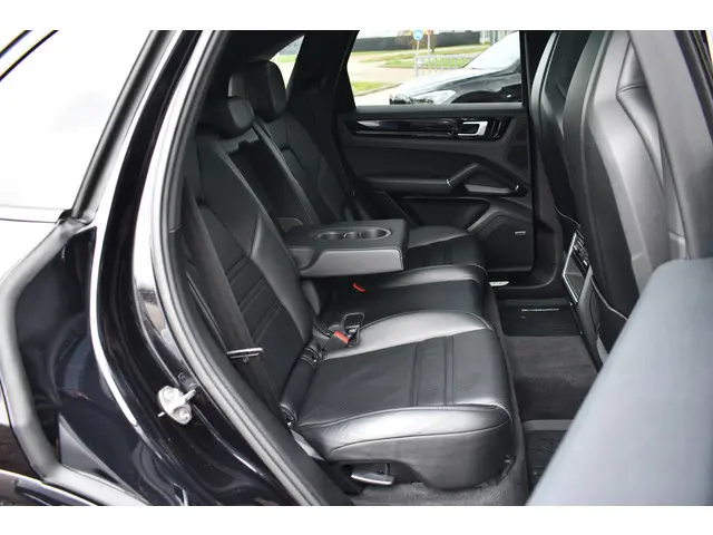 Porsche Cayenne 3.0 2018 Benzine 24