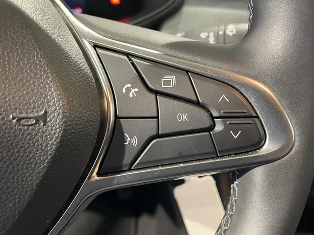 Renault Clio 1.0 TCe 90 GPF evolution 2024 Benzine 21