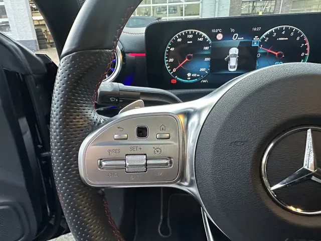 Mercedes-Benz CLA 250 e AMG 2022 Hybride Benzine 20