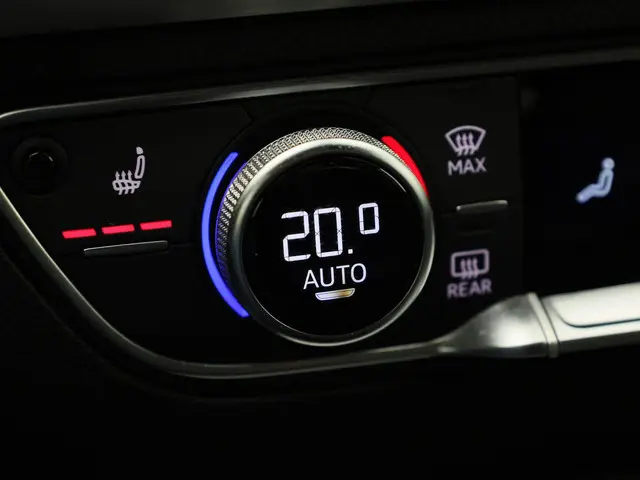 Audi Q5 50 TFSIe 220kW/299PK S Line 2023 Hybride Benzine 8