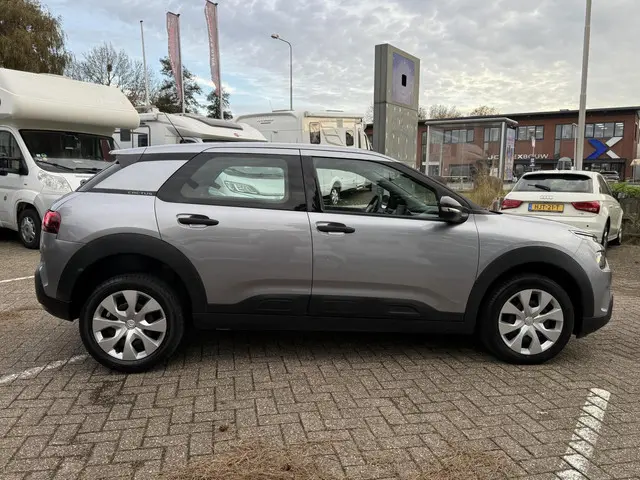 Citroën C4 Cactus 1.2 PureTech Feel 2018 Benzine 11