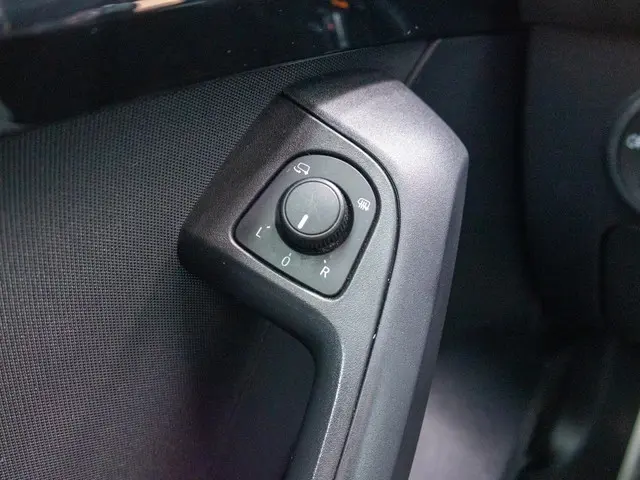 SEAT Ateca 1.4 EcoTSI FR Business Intense 2018 Benzine 28