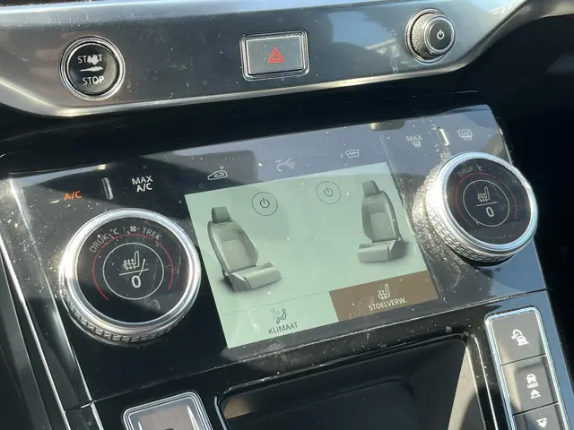 Jaguar I-PACE EV320 SE 90 kWh 2020 Elektrisch 26