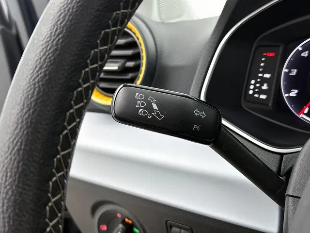 SEAT Arona 1.0 EcoTSI Style Connect 2024 Benzine 12