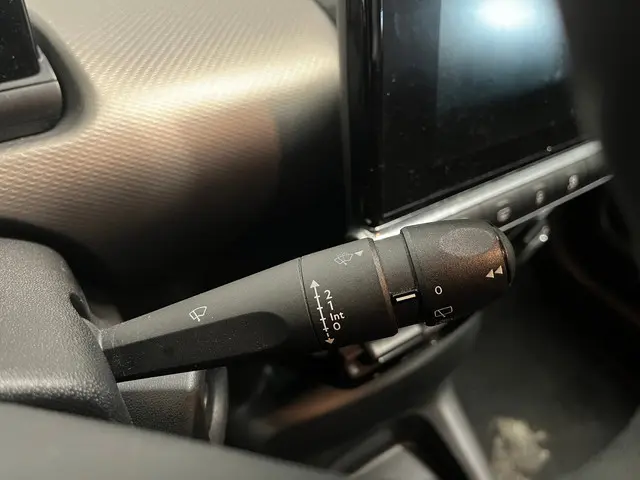 Citroën C4 Cactus 1.2 VTi Live SCHADEAUTO!! 2014 Benzine 21