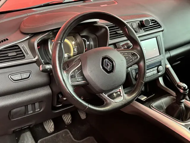 Renault Kadjar 1.2 TCe Bose 2015 Benzine 3