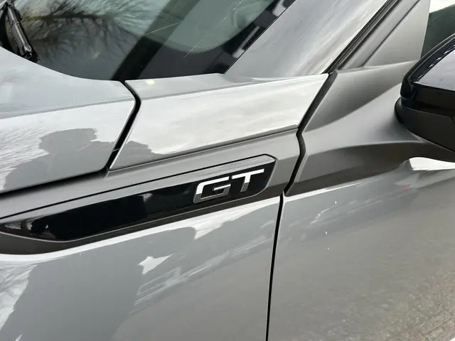 Peugeot 2008 1.2 Hybrid 145 GT 2025 Hybride Benzine 26