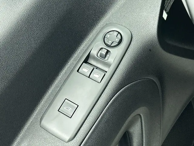 Opel Combo 1.5 BlueHDi 130 S&S L2 2024 Diesel 22