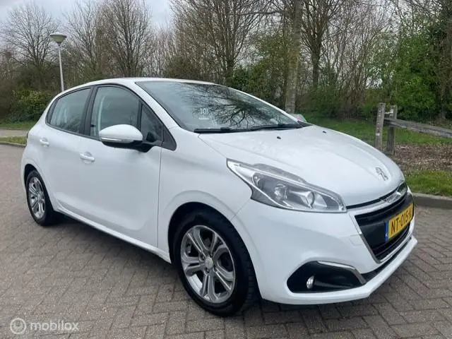 Peugeot 208 1.2 PureTech Blue Lion 2017 Benzine 3