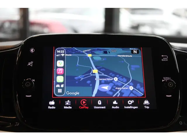 Fiat 500C 1.0 Hybrid Dolcevita 2022 Benzine 13