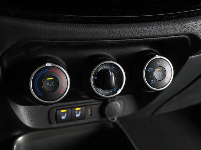 Toyota Aygo X 1.0 VVT-i S-CVT Pulse 2024 Benzine 18