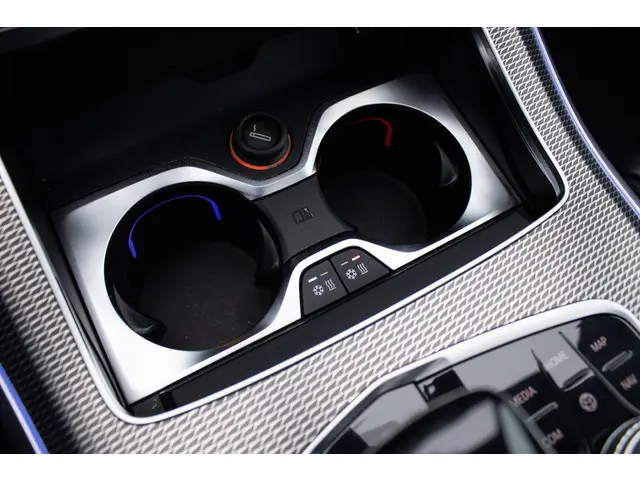 BMW X5 xDrive40i High Executive 2018 Benzine 52