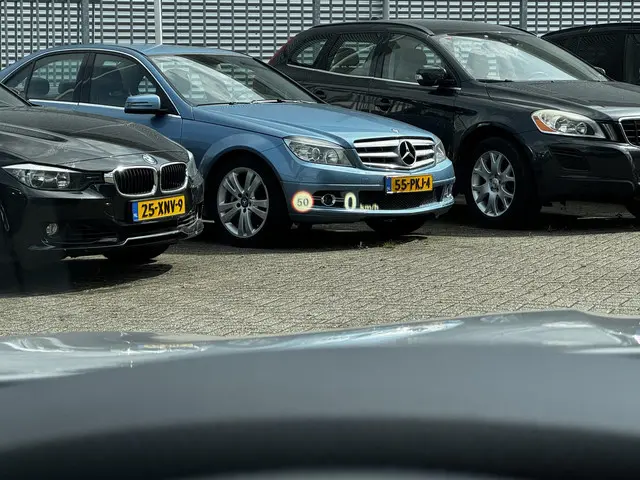 BMW 5 Serie Touring 520i High Executive 2015 Benzine 17