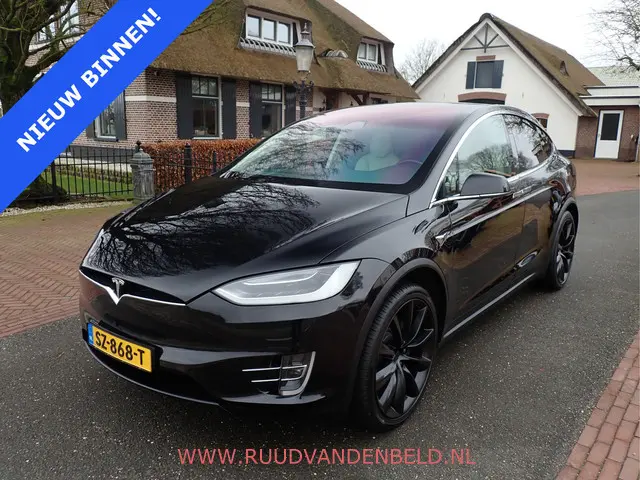 Tesla Model X