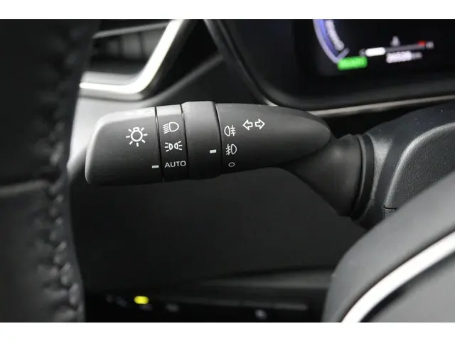 Toyota Corolla TS Hybrid 140 2024 Hybride Benzine 27