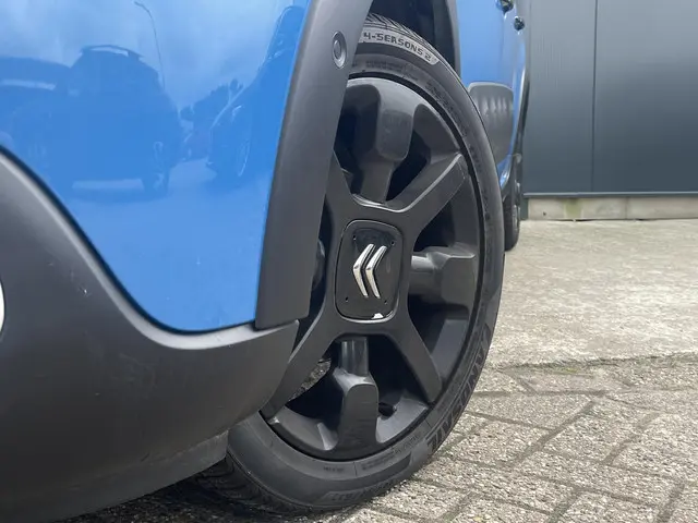 Citroën C3 1.2 PureTech S&S Shine 2017 Benzine 3