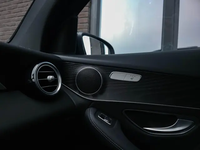 Mercedes-Benz GLC Coupé 250 4MATIC 2017 Benzine 14