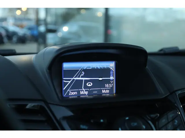 Ford Fiesta 1.0 TITANIUM 2014 Benzine 19