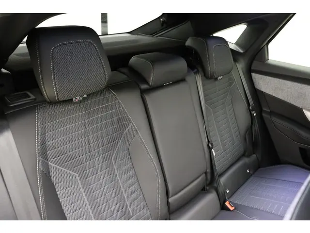 Peugeot 3008 1.2 Hybrid GT 2025 Hybride Benzine 13