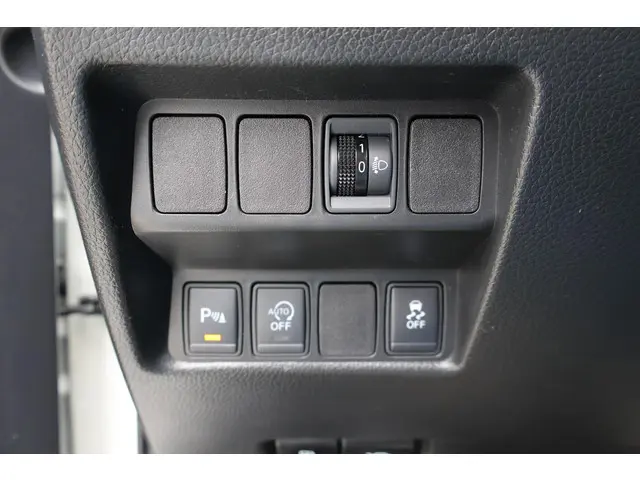 Nissan QASHQAI 1.2 Acenta 2016 Benzine 18