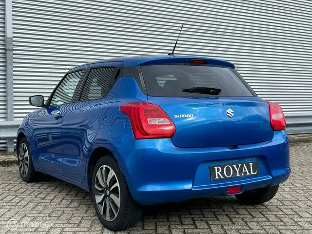 Suzuki Swift 1.0 liter | AUT | Carplay | Airco 2017 Benzine 6