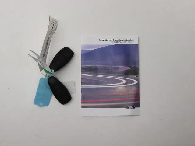 Ford Kuga 2.5 PHEV Titanium X Navi. 2023 Hybride Benzine 25