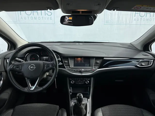 Opel Astra Sports Tourer 1.2 Design & Tech 2021 Benzine 4